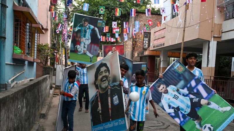 Argentina faz estreia em primeira Copa após a morte de Maradona