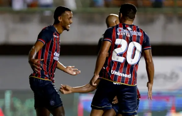 Bahia vence a Juazeirense na estreia do Campeonato Baiano
