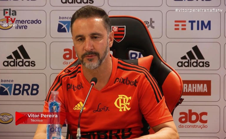 Sem espaço com Vitor Pereira, atacante deixa o Flamengo e acerta com novo clube