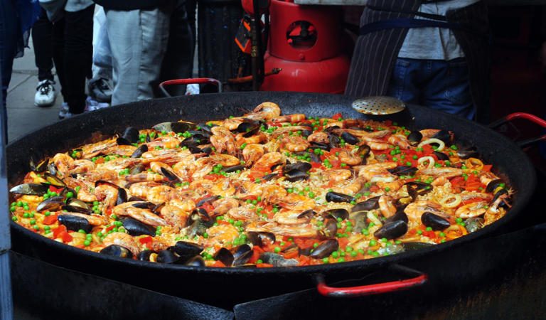 Receita: aprenda a fazer esta deliciosa paella espanhola