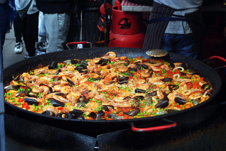 Receita: aprenda a fazer esta deliciosa paella espanhola