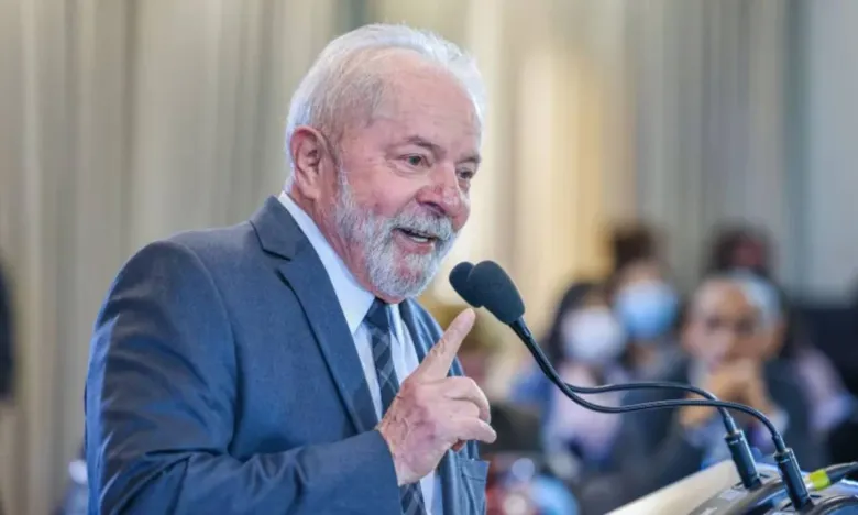Lula adia viagem à China após diagnóstico de pneumonia leve