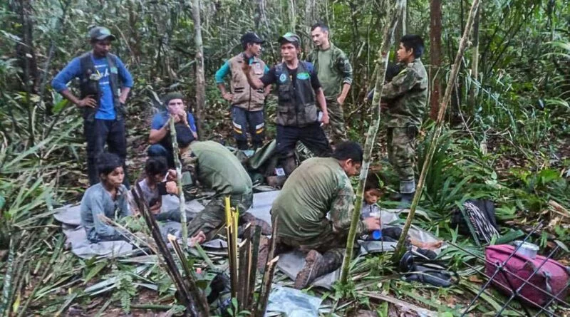 Quatro crianças colombianas que sobreviveram à queda de avião são resgatadas após 40 dias na Mata