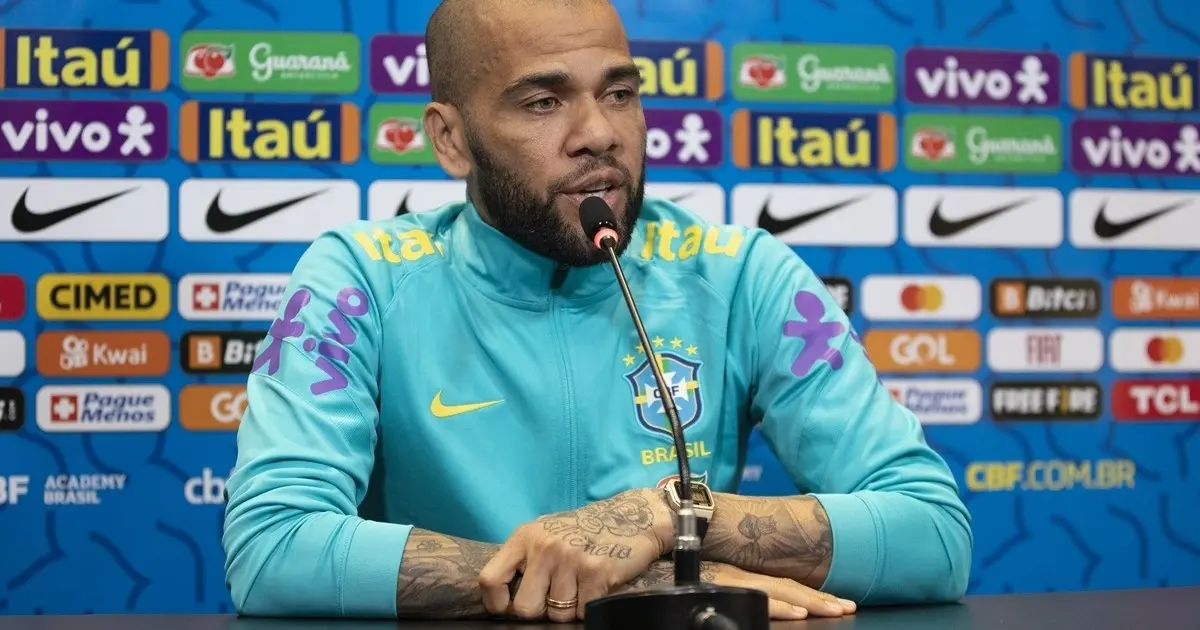 Daniel Alves é condenado a mais de 4 anos de prisão por acusação de estupro